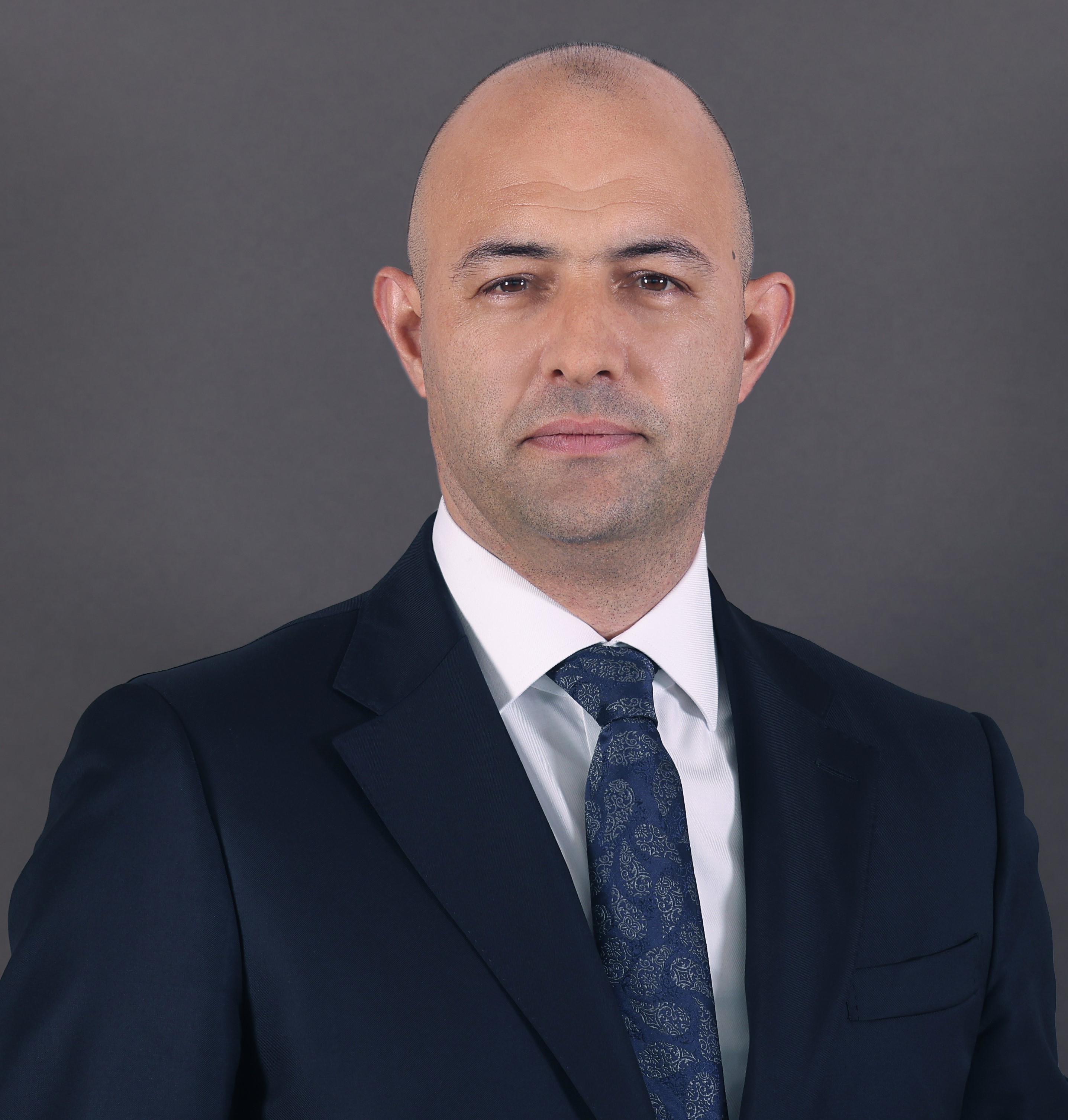 Dr. Murat Erbilen